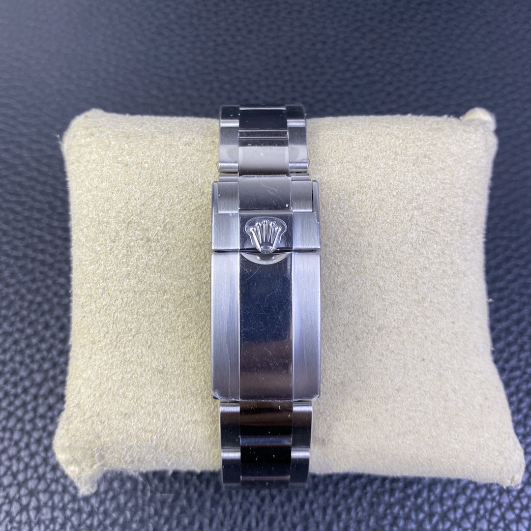 Rolex Cosmograph Daytona 116509 White Arabic Dial White Gold 40MM Mens Replica Watch