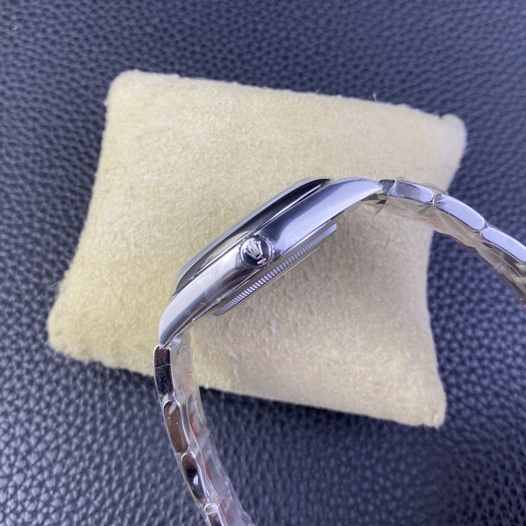 Rolex Men's Oyster Perpetual 41 Turquoise Dial m124300 0006 Men's Watch