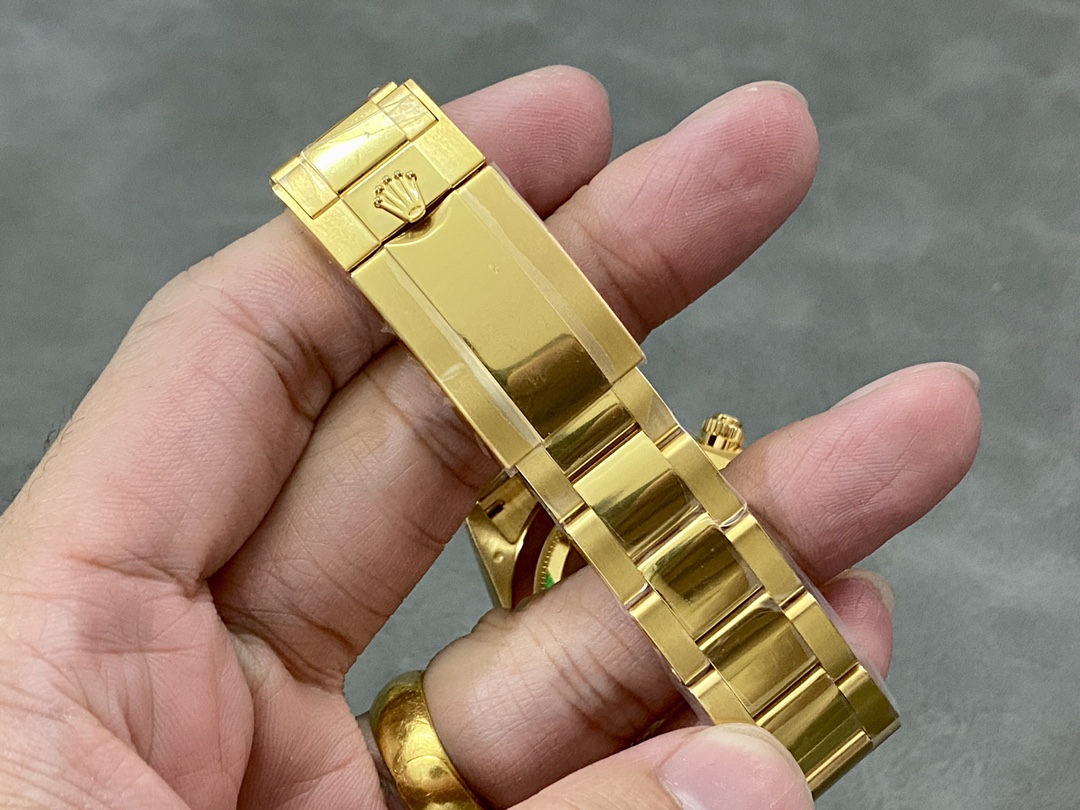 Rolex Daytona 116508 Yellow Gold Meteorite Grey Dial 40MM Mens Replica Watch