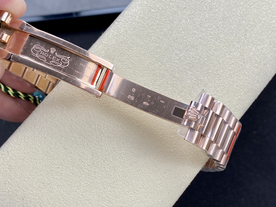 Rolex Day-Date 228345RBR 0011 Olive Green Roman Dial Diamond Bezel 40mm Mens Replica Watch