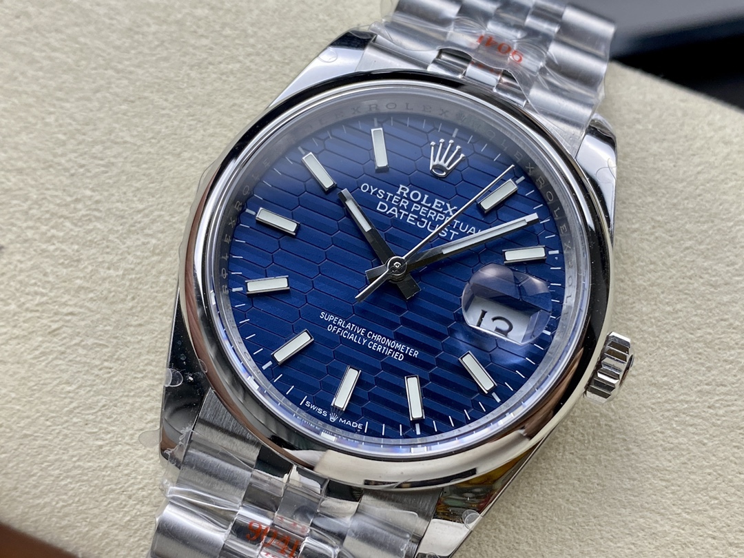 Rolex Datejust 126200 Stainless Steel Automatic Blue Motif Wave Dial 36MM Unisex Replica Watch