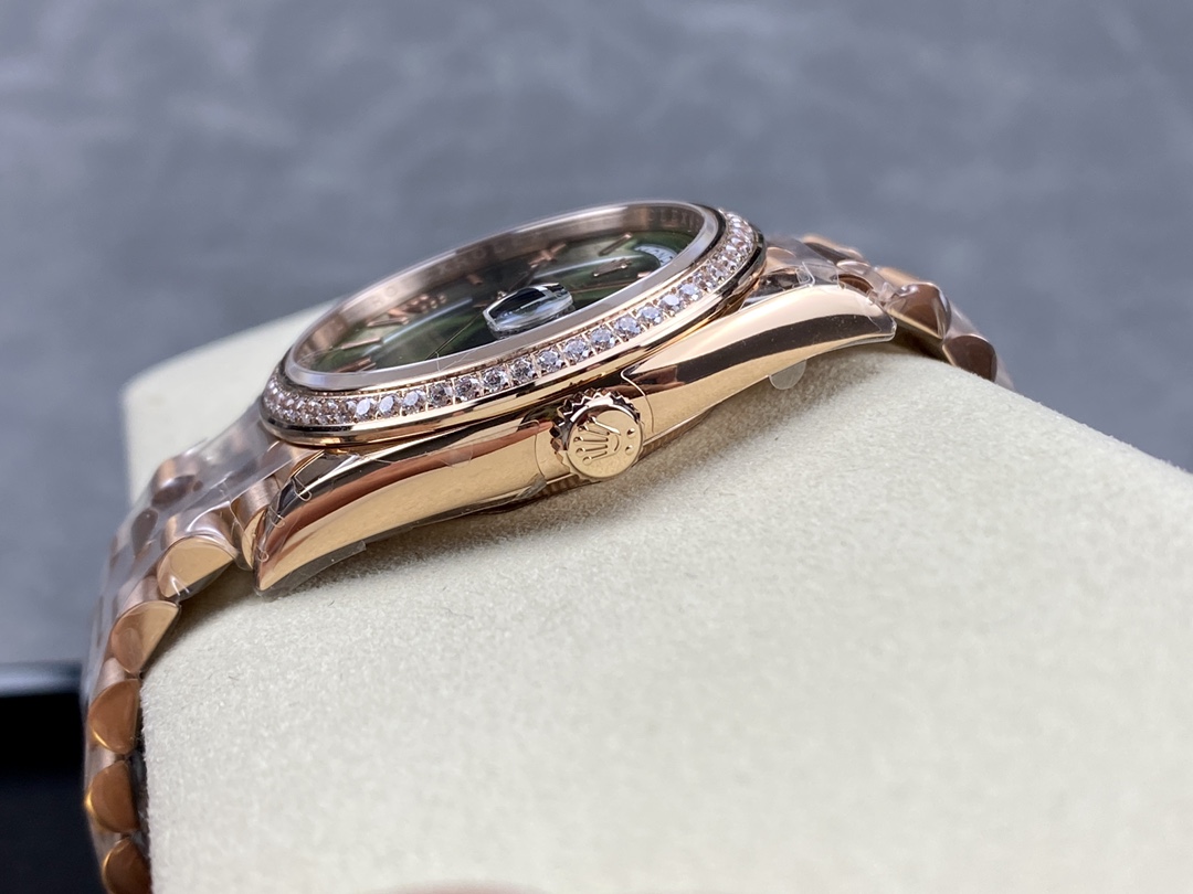 Rolex Day-Date 228345RBR 0011 Olive Green Roman Dial Diamond Bezel 40mm Mens Replica Watch