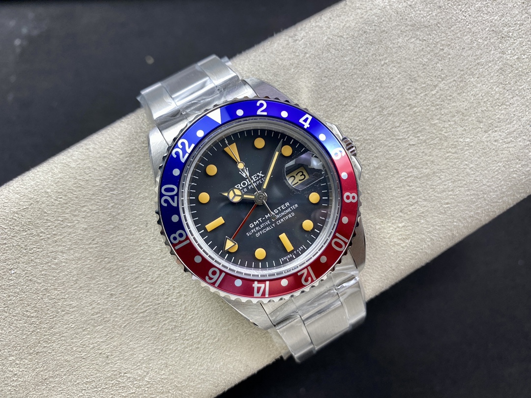 Rolex GMT-Master II 16710 Black Dial Blue Red Pepsi Bezel 40MM Mens Replica Watch