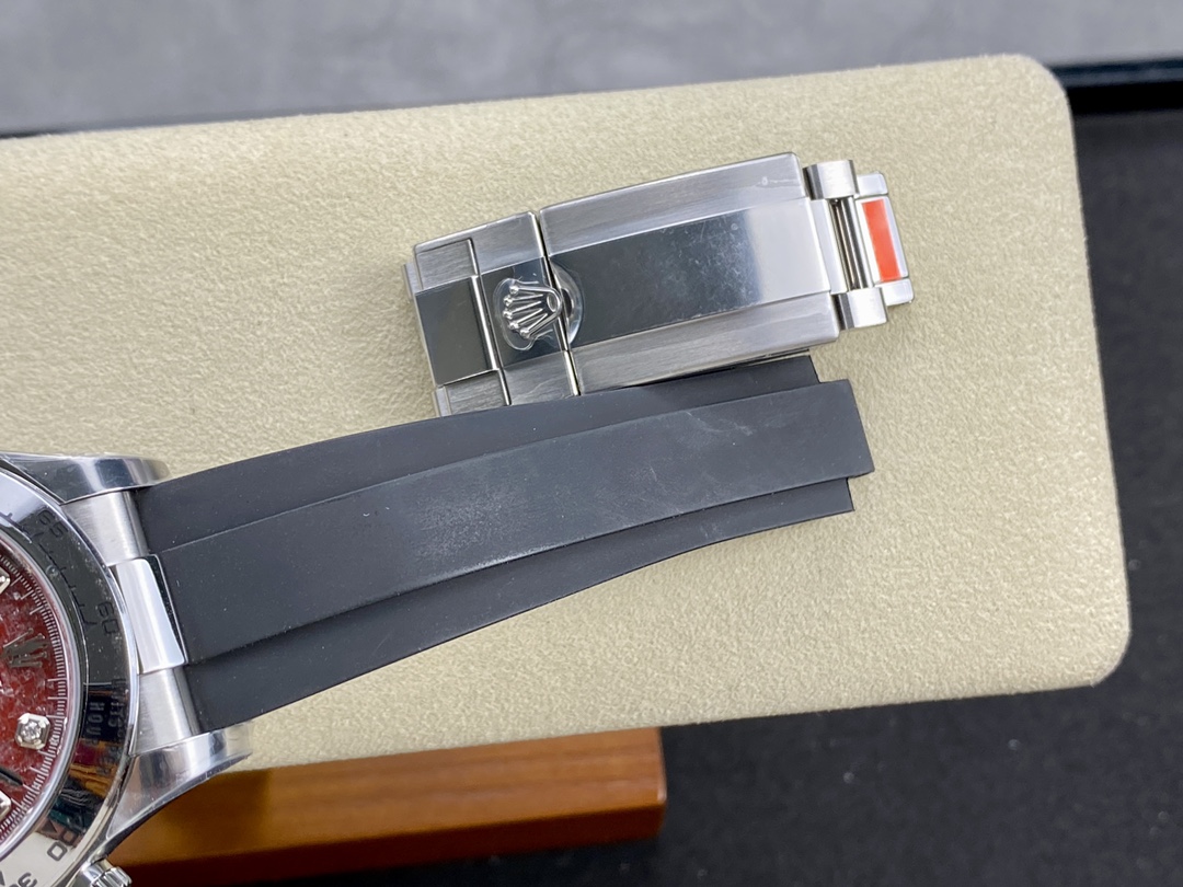 Rolex Cosmograph Daytona 40MM White Gold Rare Rubellite Dial 116509 Rubber Strap