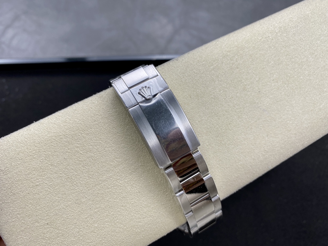 Rolex Cosmograph Daytona 40MM White Gold Rare Rubellite Dial 116509 Men's Watch