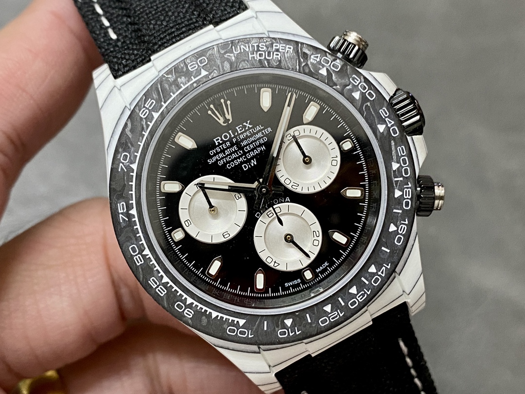 Rolex Daytona Cosmograph Carbon Fiber Luminescent Coating 40mm Black Dial Men's Watch