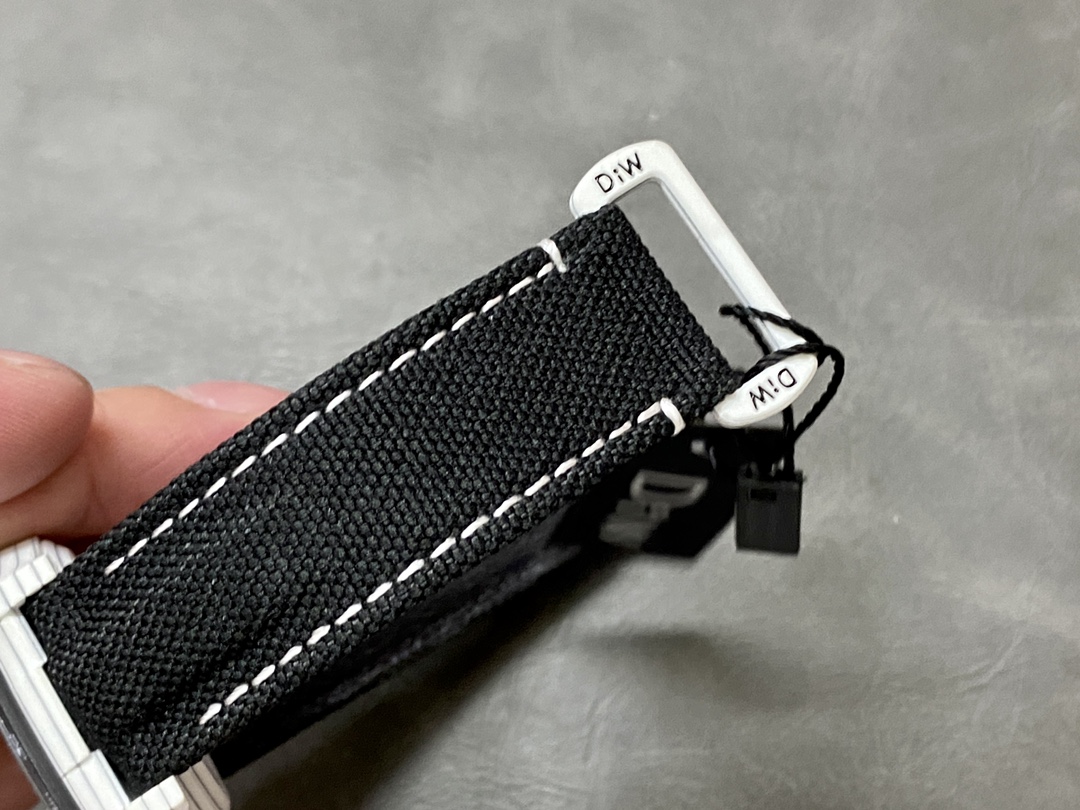 Rolex Daytona Cosmograph Carbon Fiber Luminescent Coating 40mm Black Dial Men's Watch