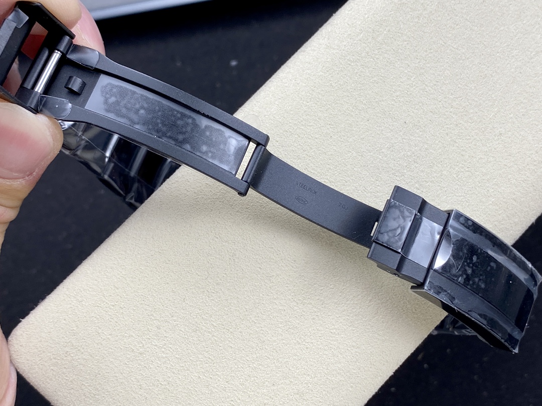 Rolex Submariner Diw 116610 PVD-DLC Stainless Steel Carbon Fiber Bezel Blue Dial