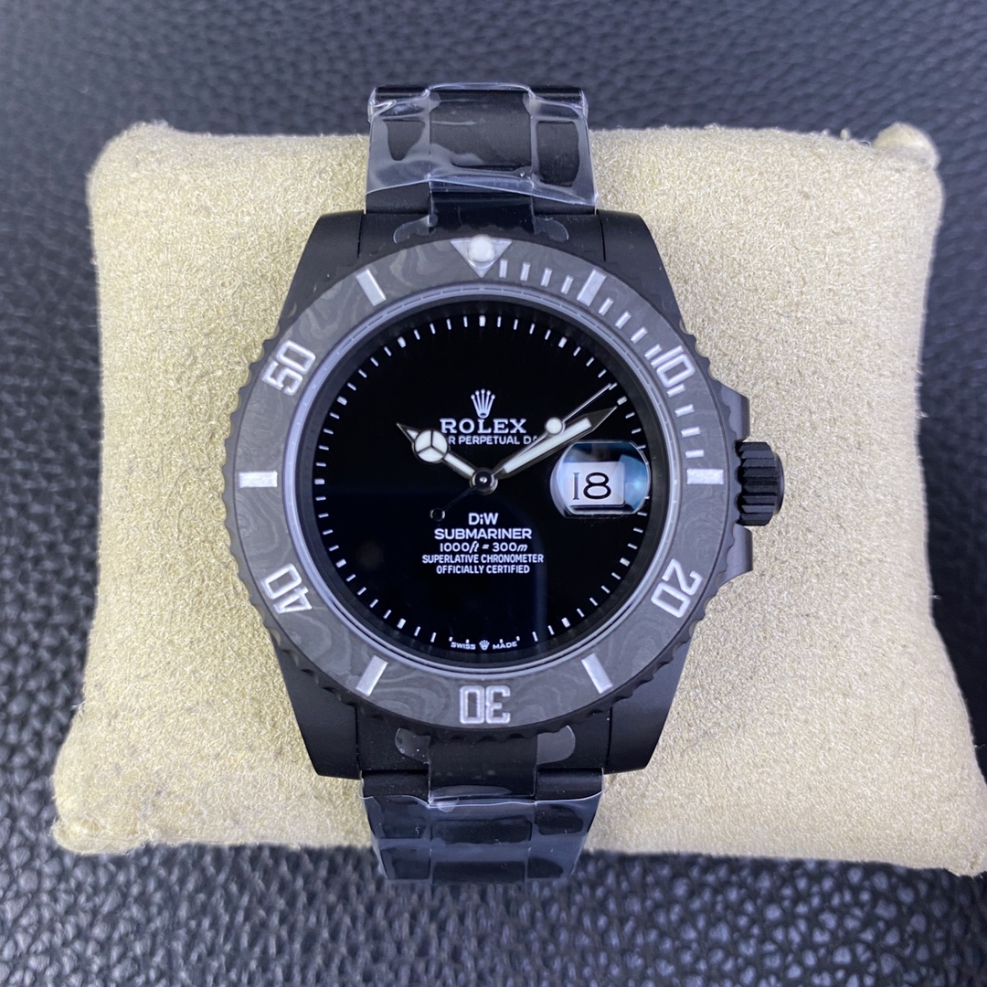 Rolex Submariner DIW Edition Parakeet Carbon Fiber Bezel 116610LB Black Dial