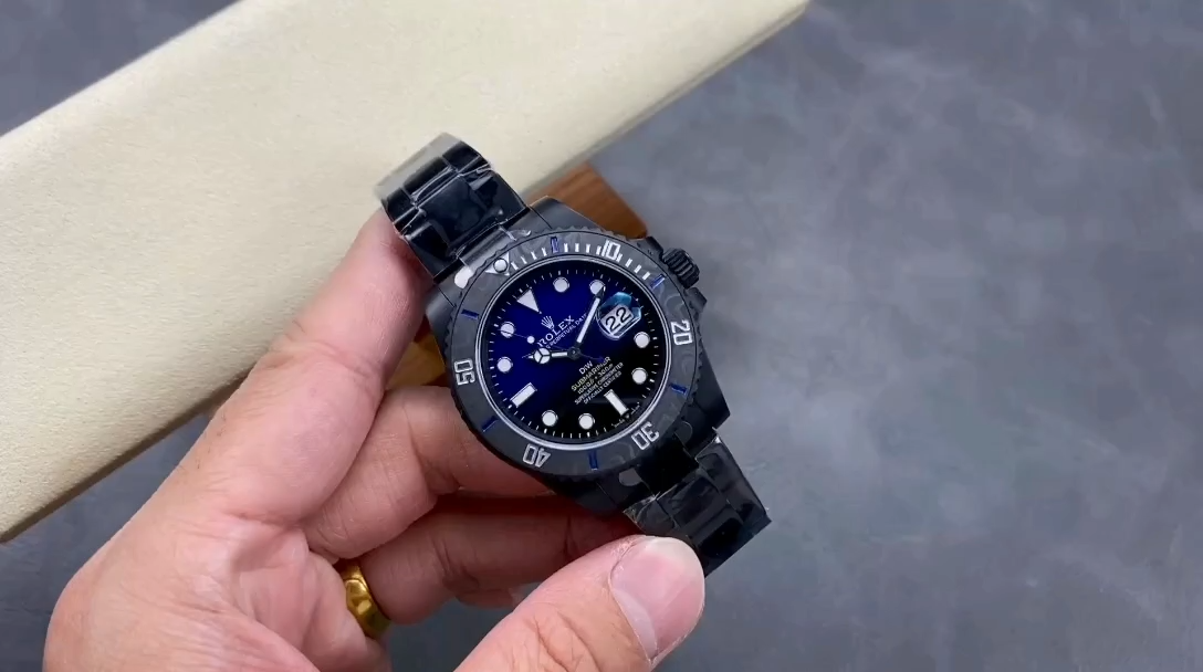 Rolex Submariner Diw 116610 PVD-DLC Stainless Steel Carbon Fiber Bezel Blue Dial