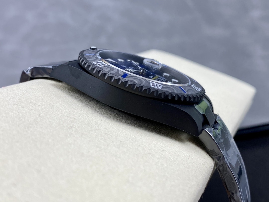 Rolex Submariner Diw 116610 PVD-DLC Stainless Steel Carbon Fiber Bezel Blue Dial