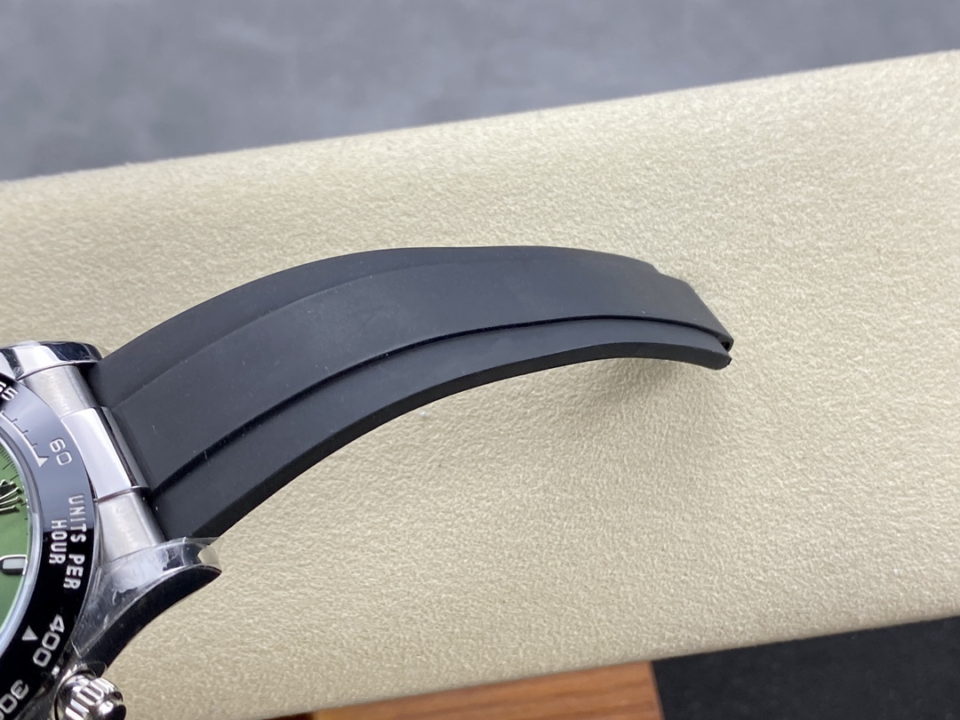 Rolex Daytona Platinum Green Dial Ceramic Bezel 126506 40mm Rubber Strap