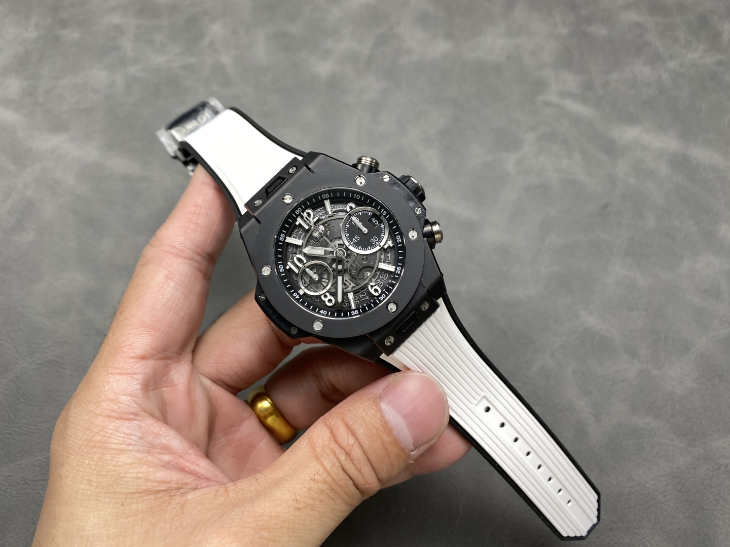 Hublot Big Bang Unico Skeleton Dial 421.CI.1170.RX White Rubber Strap Men's Replica Watch