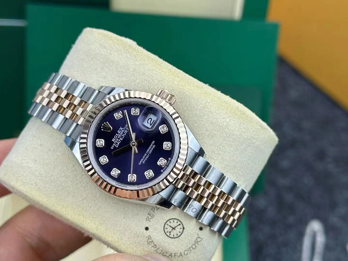 Rolex Datejust 28 Oystersteel and Rose Gold m279171 0015 Lady Watch