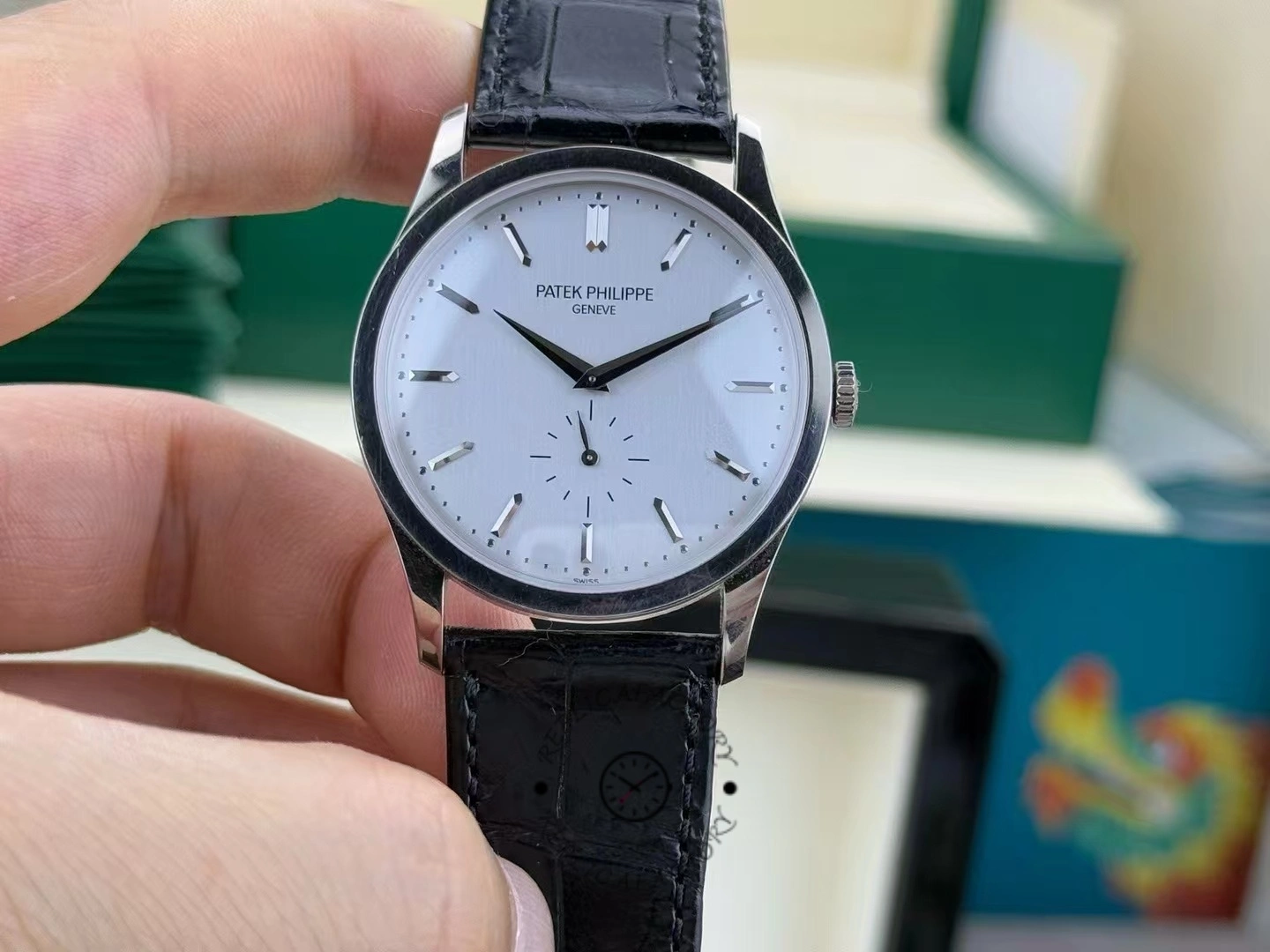 Patek Philippe Calatrava Silver Dial 18 kt White Gold 5196G 001