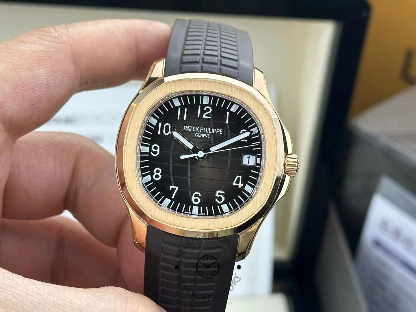 Replica Patek Philippe Aquanaut 5167R 001 40mm Mens Watch