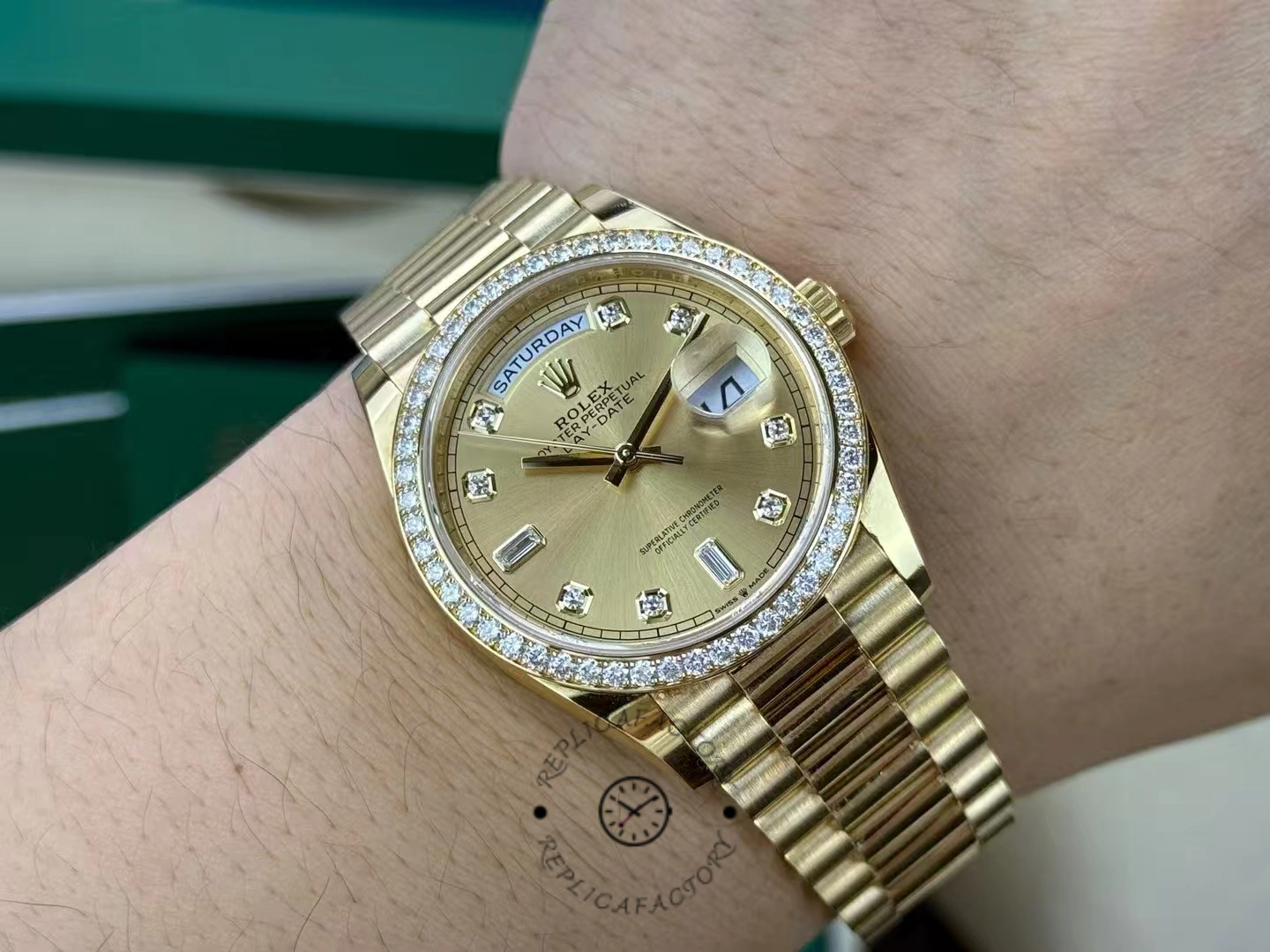 Rolex Day-Date 128348RBR Champagne Diamond Dial Yellow Gold 36MM Unisex Replica Watch
