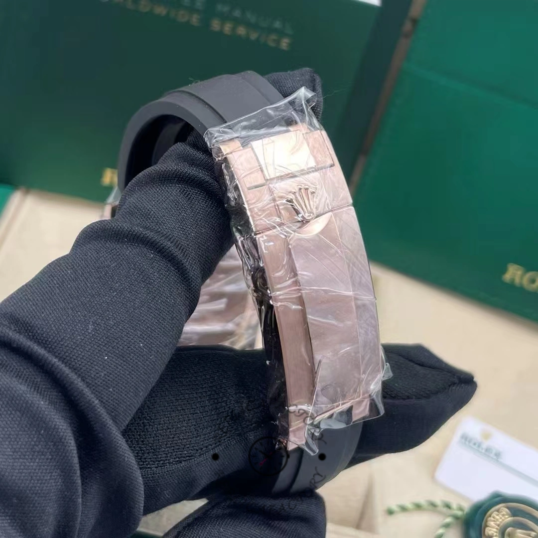 Rolex Daytona 126515LN 0006 Sundust 40mm Everose Gold Oysterflex