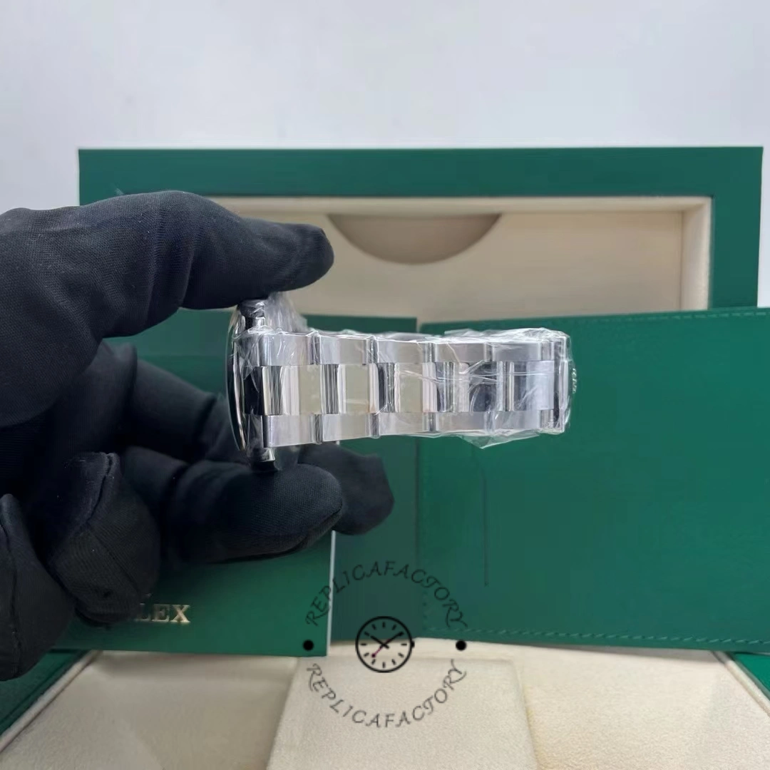 Rolex Datejust 41 Green Stick Dial Oyster m126300 0019 Men's Watch