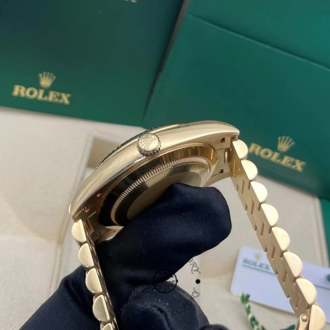 Rolex Day Date 40 Yellow Gold Champagne Dial m228238 0005