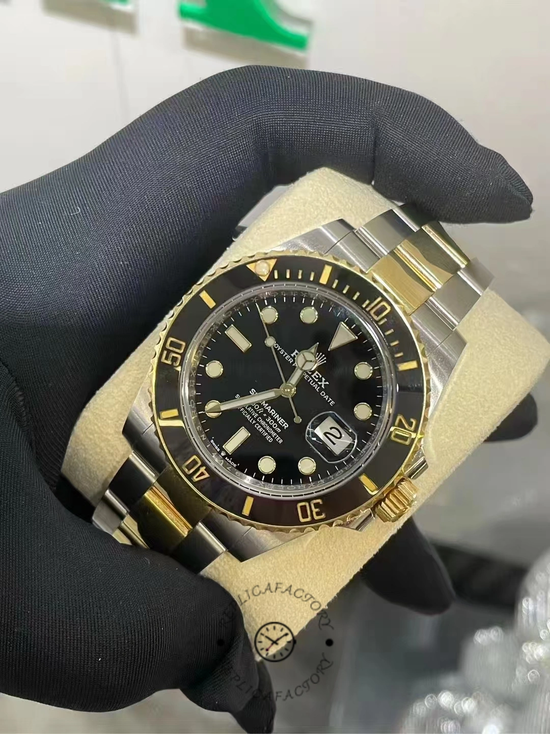 Rolex Submariner 126613LN 0002