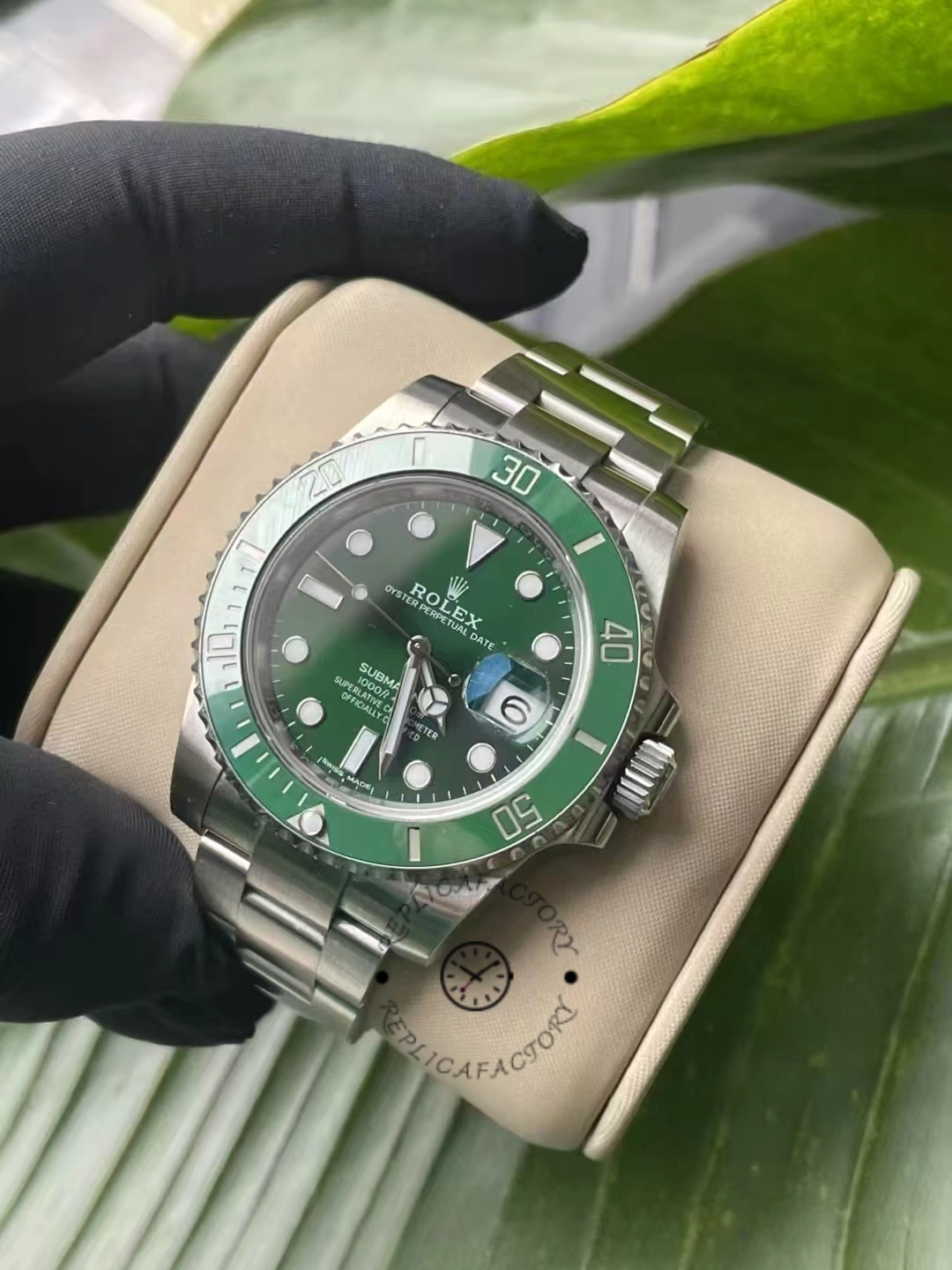 Rolex Submariner Date 116610LV