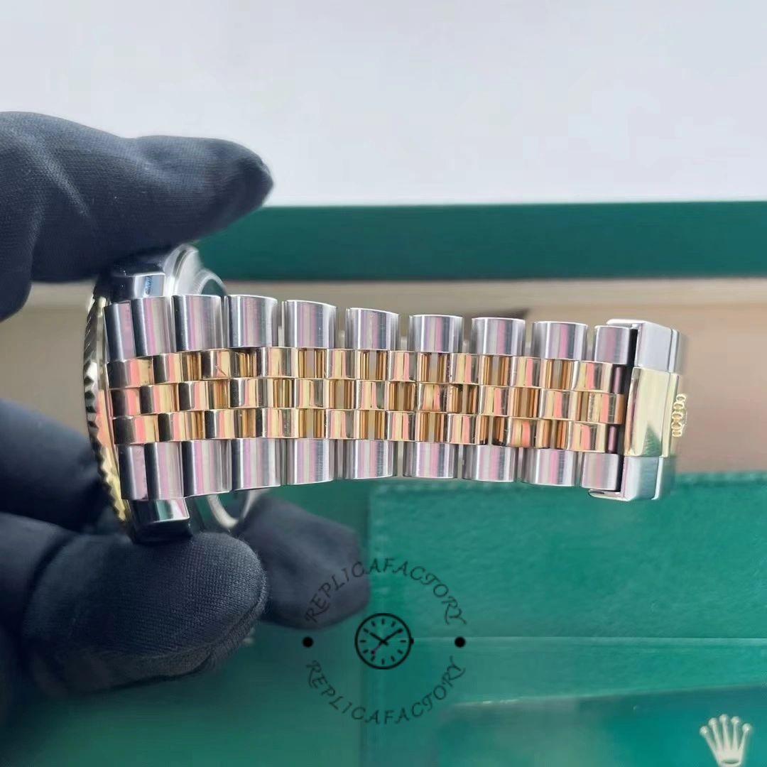 Rolex Sky-Dweller 326933 Stainless Steel Yellow Gold Black Dial 42MM Mens Replica Watch