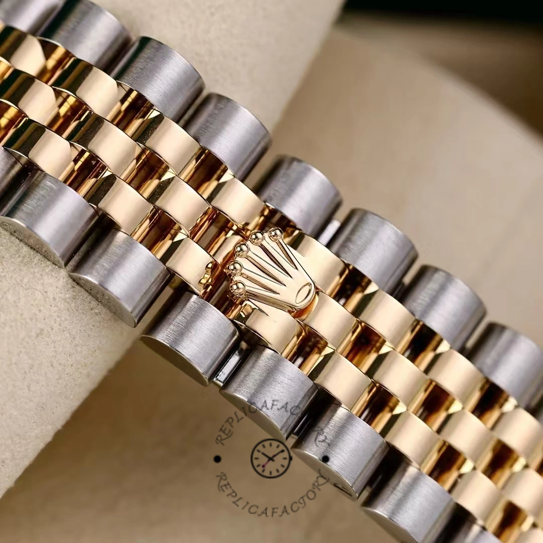 Rolex Datejust 31mm Stainless Steel and Yellow Gold 278273 0016 Green VI Roman Jubilee