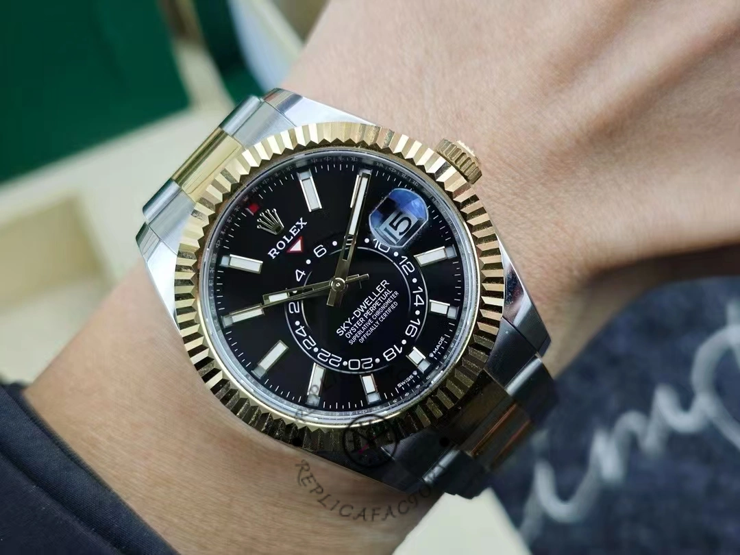 Rolex Sky Dweller 42 Yellow Rolesor Black Dial Oyster M336933 0003 Men's Watch