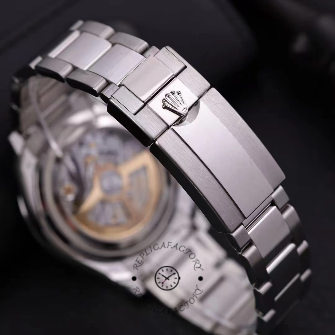 Rolex Platinum Cosmograph Daytona Ice Blue Ice Blue Diamond Baguette Mark 126506 0002