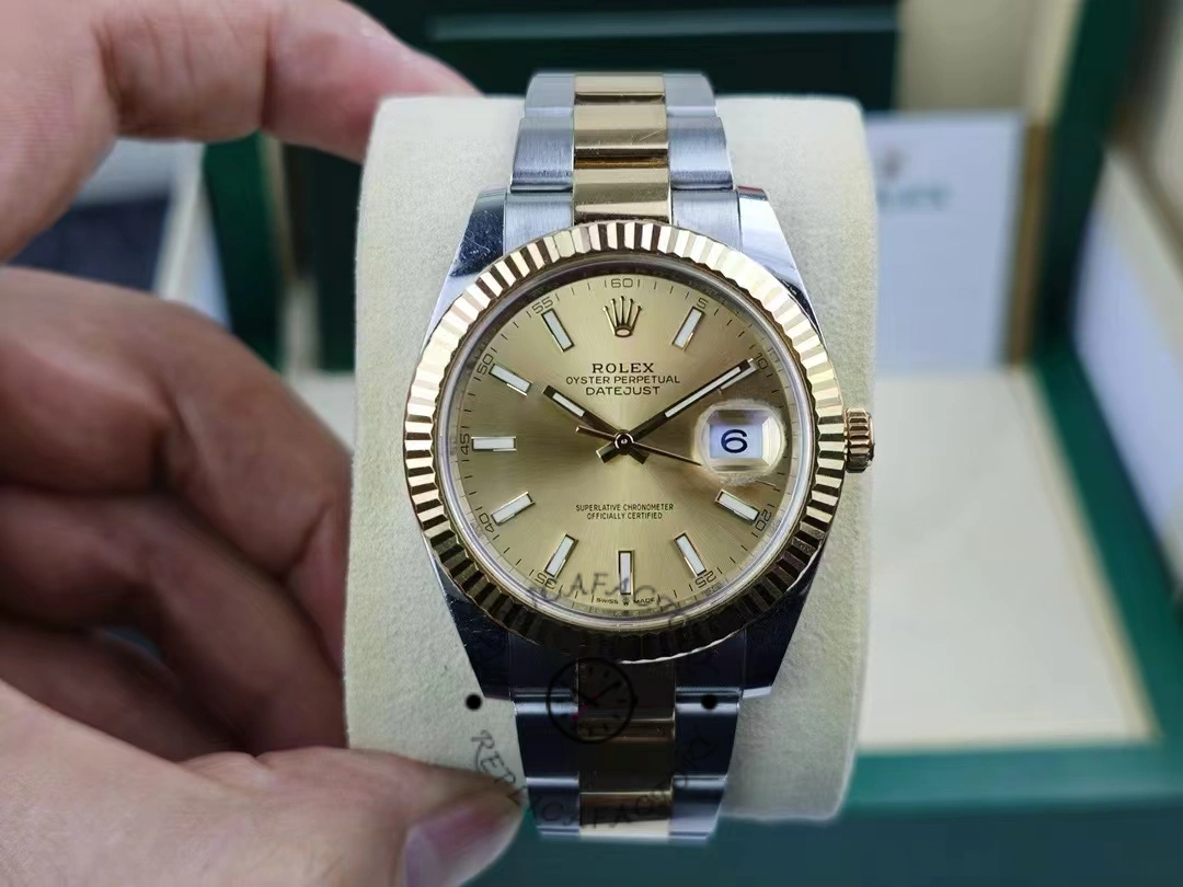 Rolex Datejust 126333 0009 Champagne Index Oyster 41mm Two Tone Steel