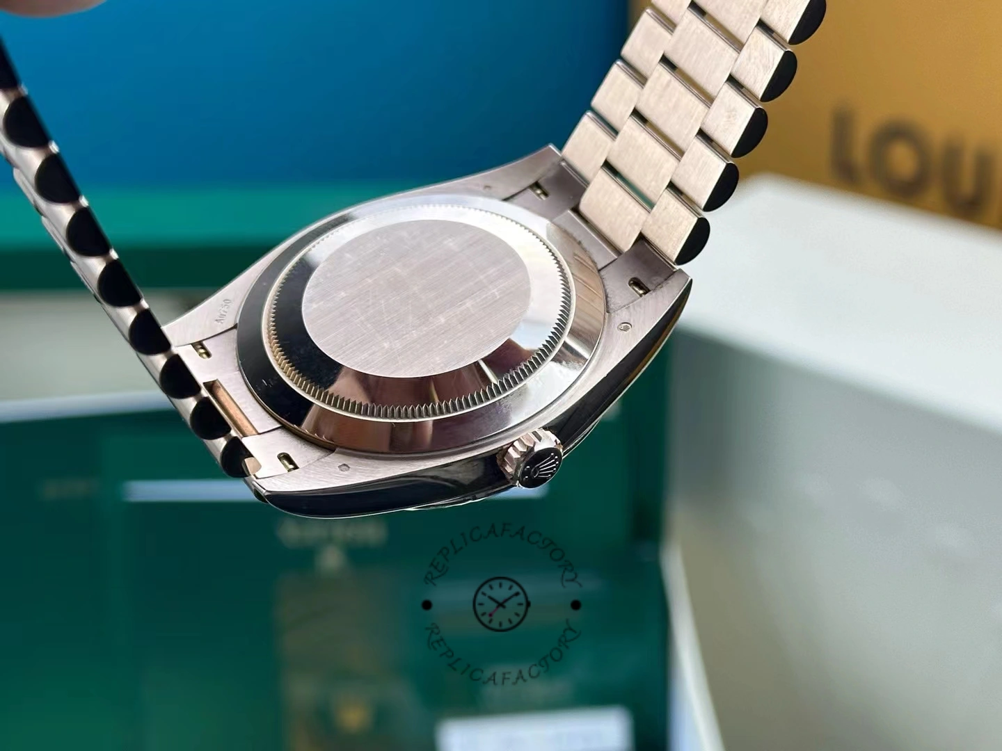 Rolex Day Date 40MM m228235 0003