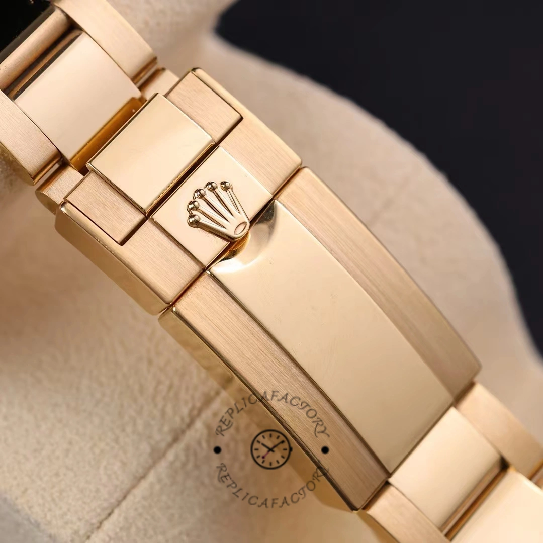 Rolex Daytona Cosmograph 126508 0003 Yellow Gold Black Dial Replica Watch