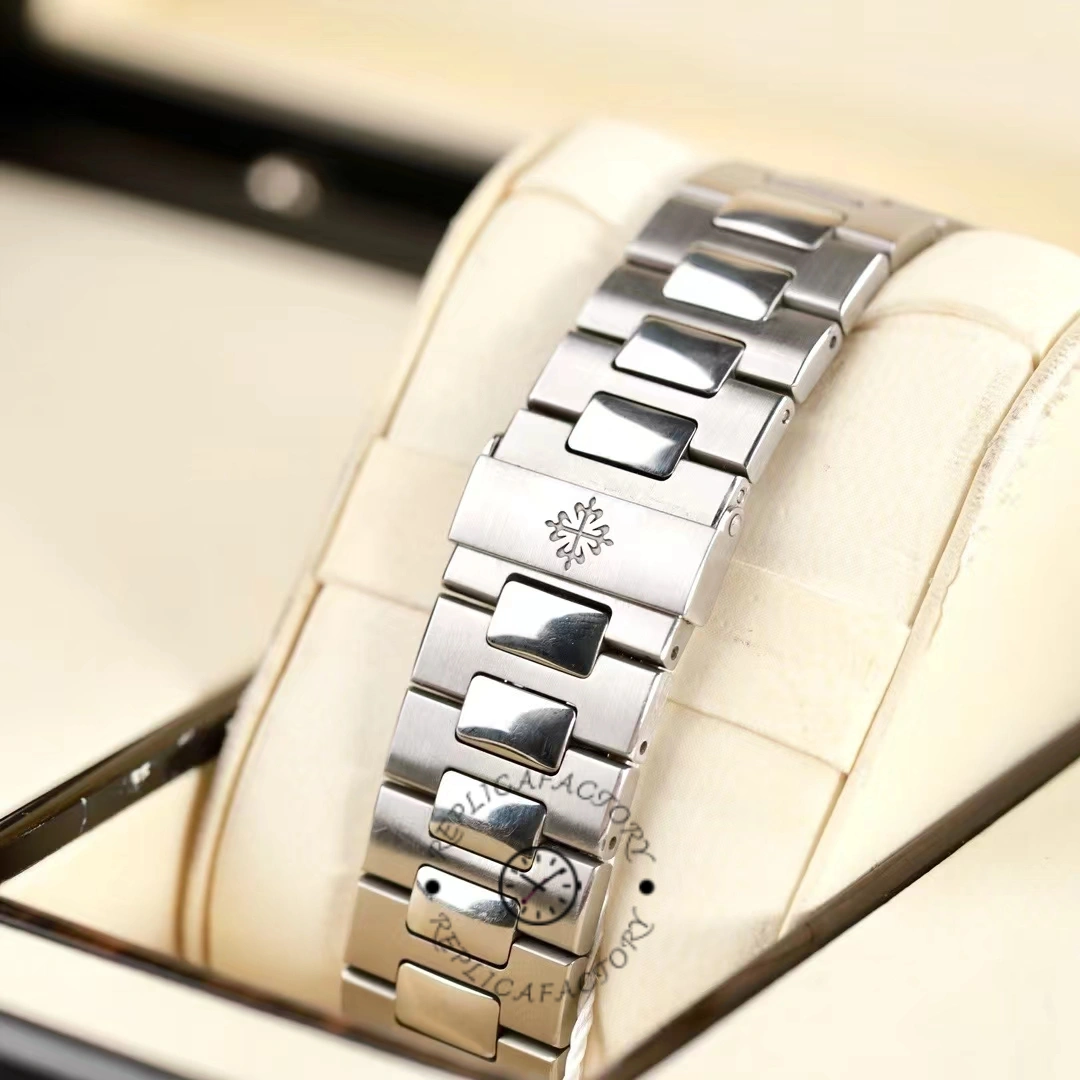 Patek Philippe Nautilus Chronograph Stainless Steel Blue Dial 5980 1A 001