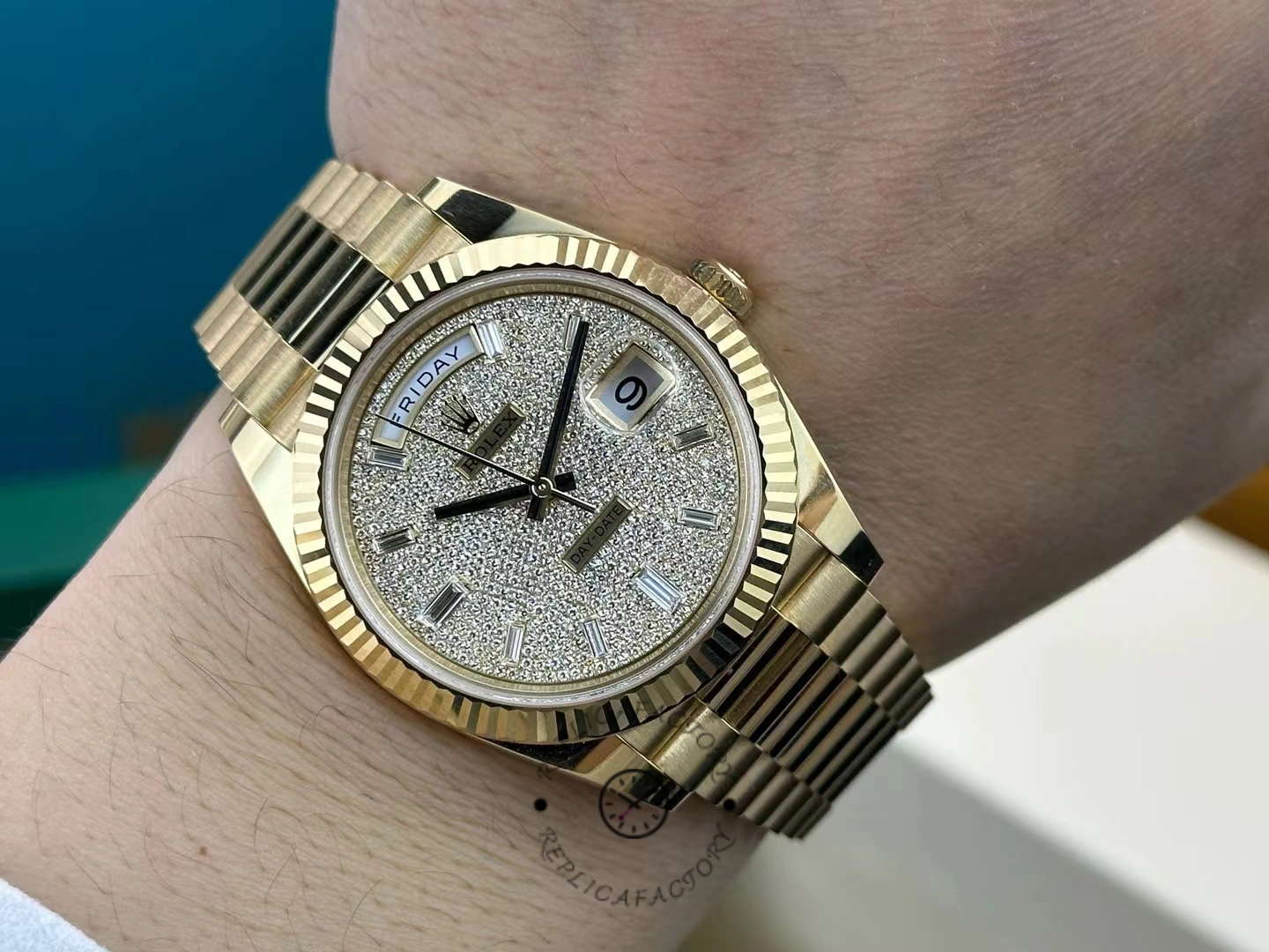 Rolex Day Date 40 Yellow Gold Pave Diamond Dial M228238 0054 Men's Watch
