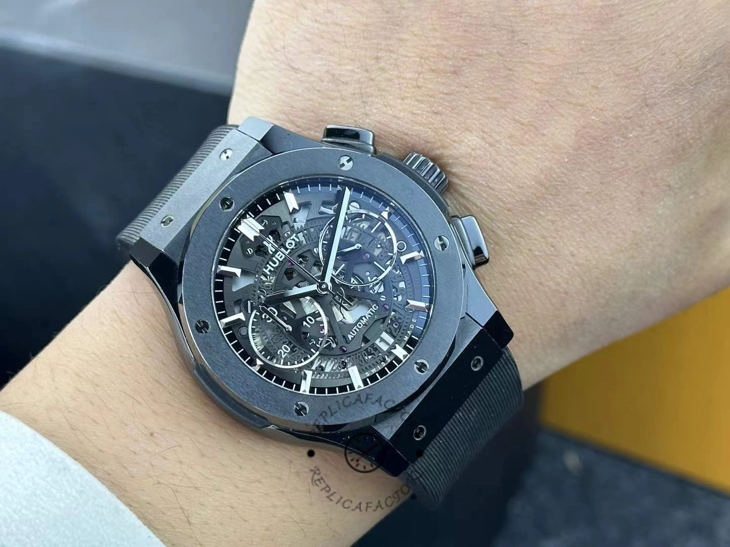 Hublot Classic Fusion 525.CM.0170.RX 45MM