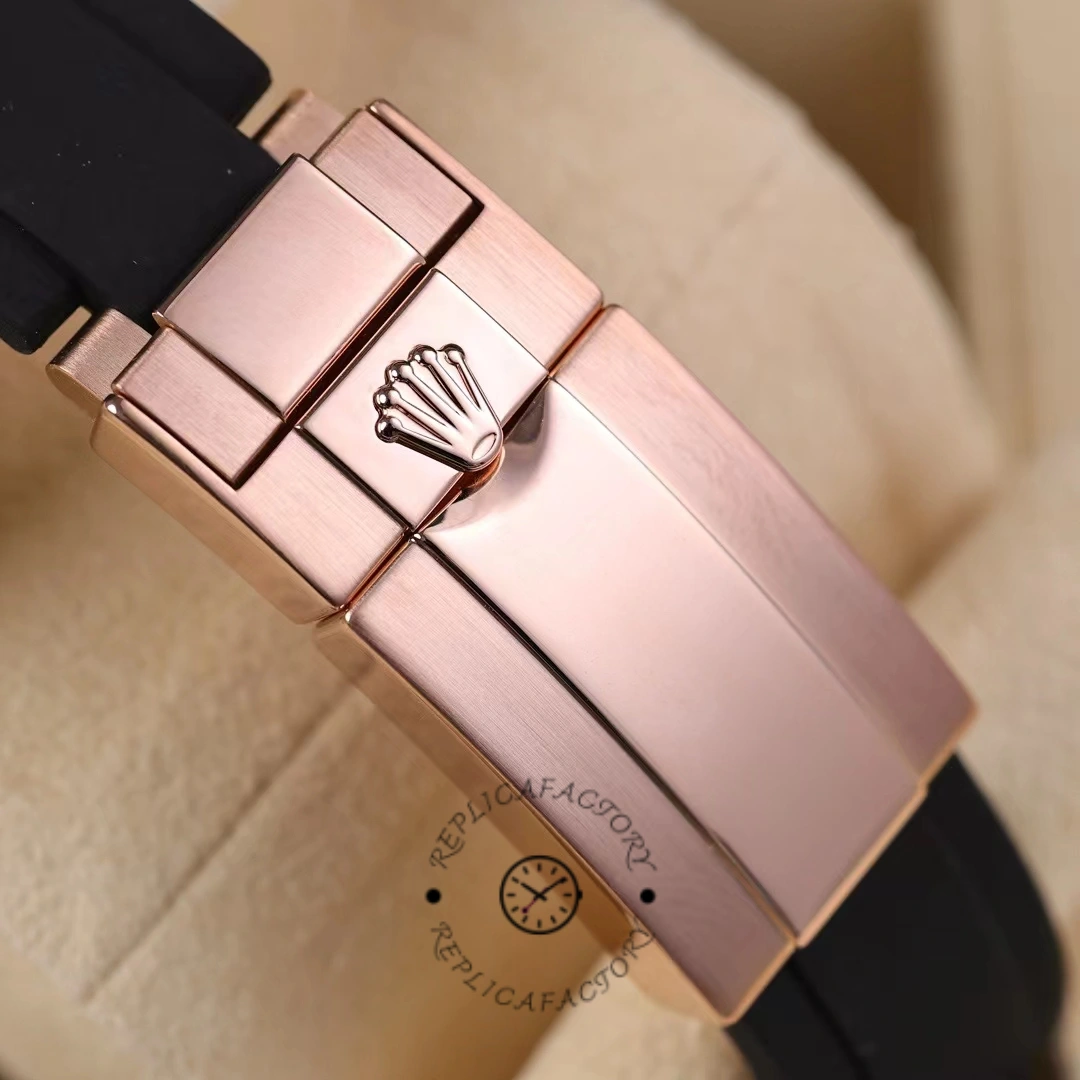 Rolex Yacht-Master 116695 Black Rubber Strap Black Dial 40MM Mens Replica Watch