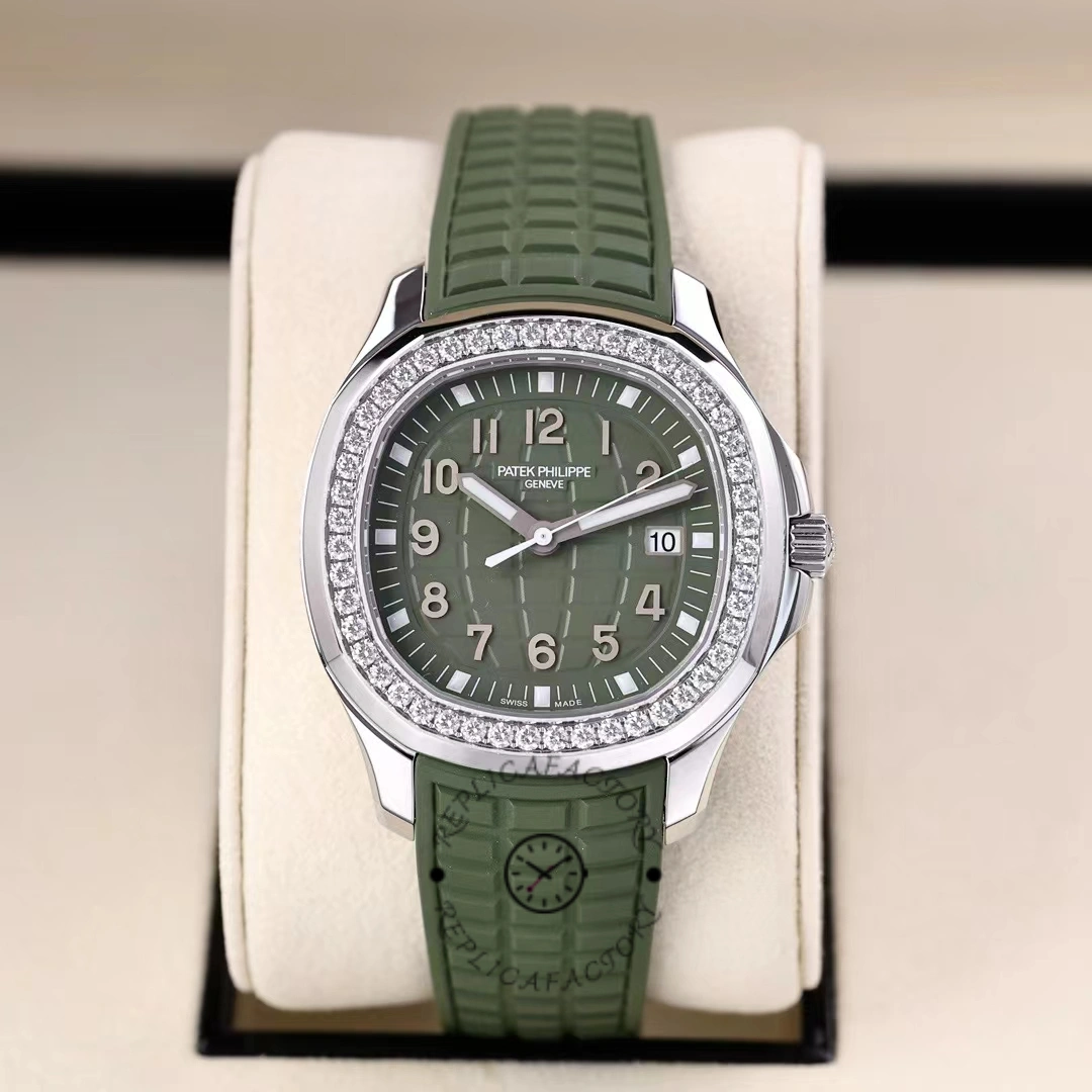 Replica Patek Philippe Aquanaut 5267 200A 011 Watch For Sale
