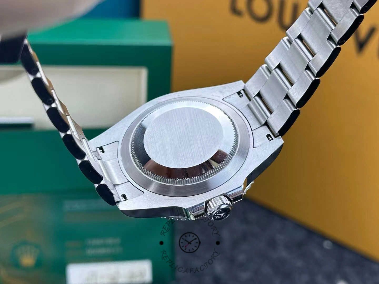 Replica Rolex Submariner 126610LV