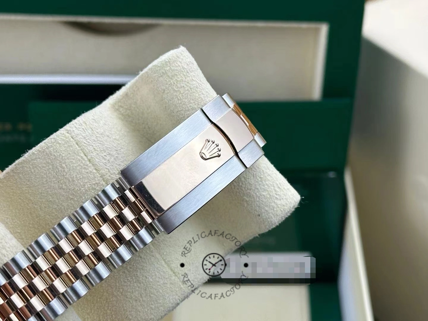 Rolex Datejust Automatic Rose Gold & Steel Watch m126331 0002