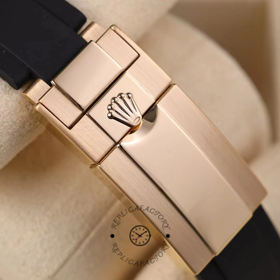 Rolex Daytona 116518LN Yellow Gold Black Diamond Dial 40mm Mens Replica Watch