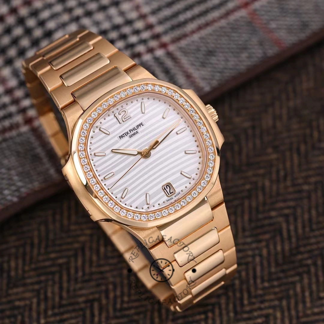 Replica Patek Philippe Nautilus 7118 1200R 001 Watch