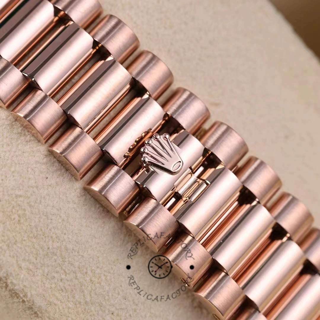 Rolex Day-Date 228235 Sundust Index Dial Fluted Bezel 40mm Mens Replica Watch