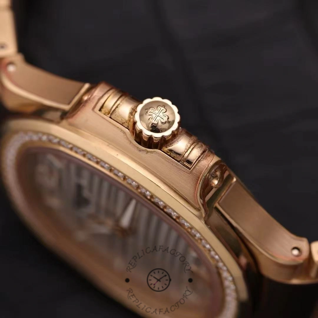 Replica Patek Philippe Nautilus 7118 1200R 001