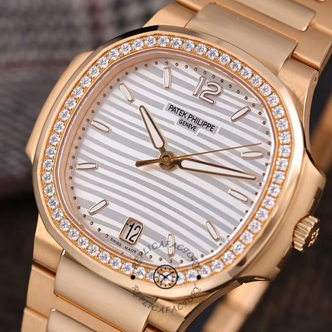 Replica Patek Philippe Nautilus 7118 1200R 001 Watch