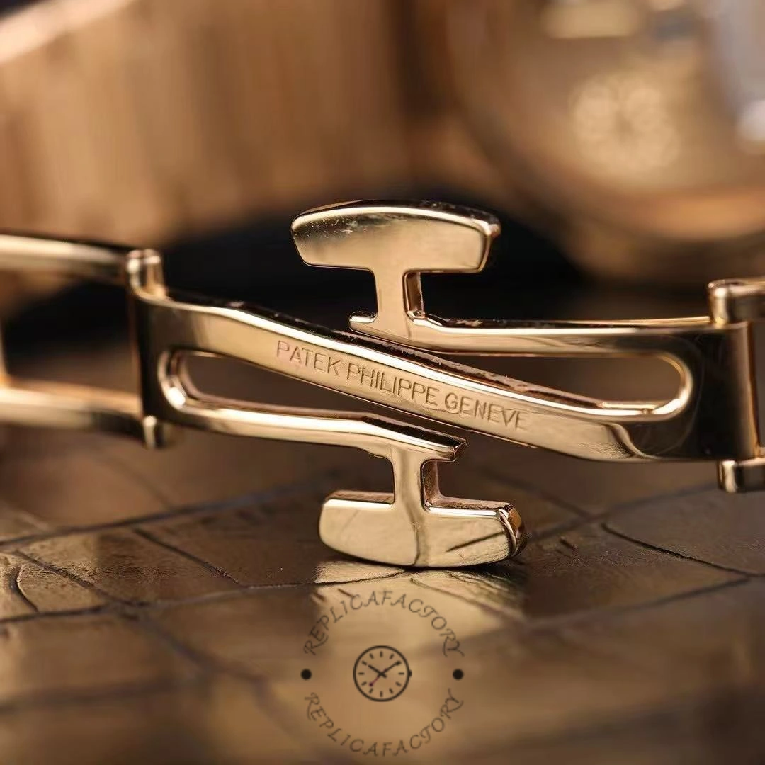 Replica Patek Philippe Nautilus 7118 1200R 001