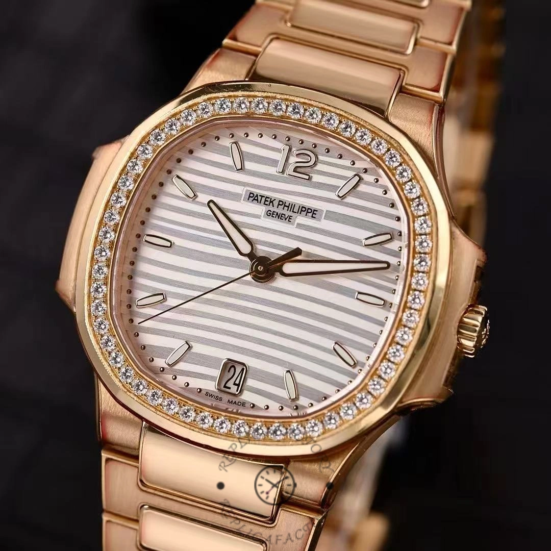 Replica Patek Philippe Nautilus 7118 1200R 001