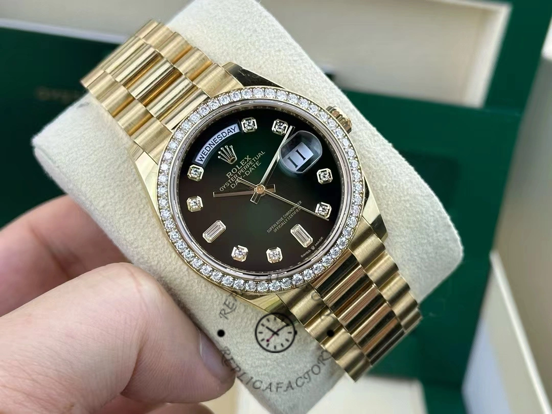 Rolex Day-Date 128348RBR Green Ombre Diamond Dial Yellow Gold 36MM Unisex Replica Watch