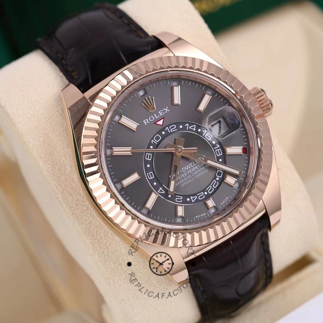 Rolex Sky-Dweller 326135