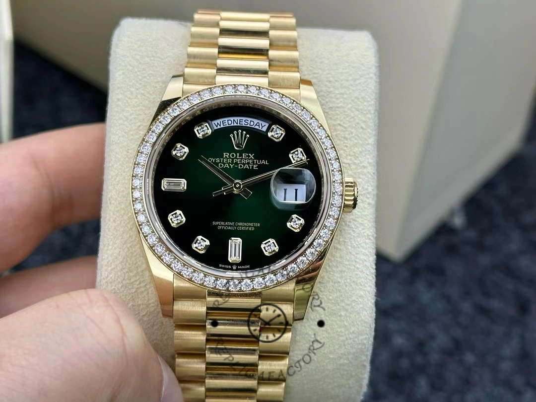 Rolex Day-Date 128348RBR Green Ombre Diamond Dial Yellow Gold 36MM Unisex Replica Watch